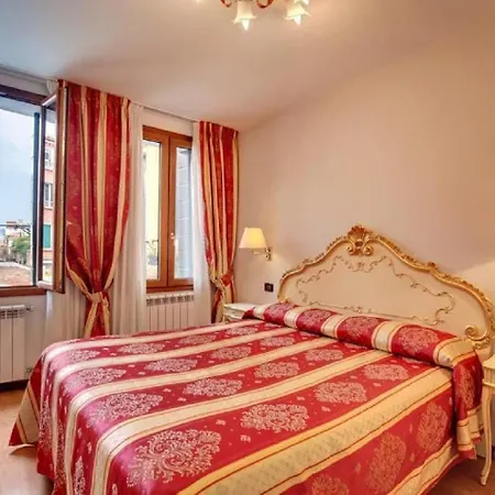 Heart Of Biennale Apartment *